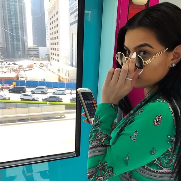 Meet the Posher Other - Meet your Posher, Jen